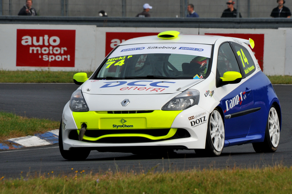 Nicki Petersen scorede et sæt Dotz-fælge takket være sin førsteplads i søndagens løb.
(Foto: Motorsporten.dk)